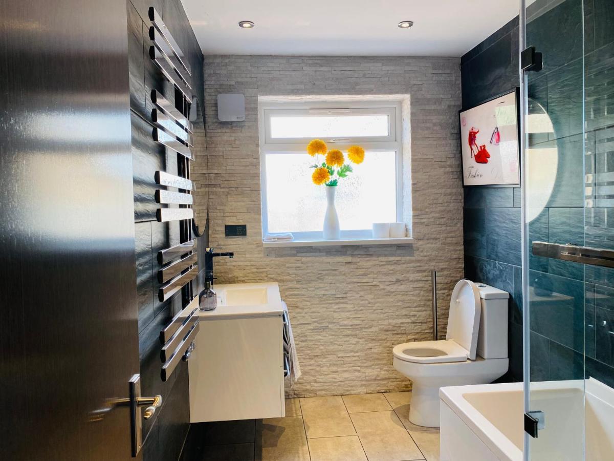 5 Bedroom Bungalow Ascot Racecourse Экстерьер фото