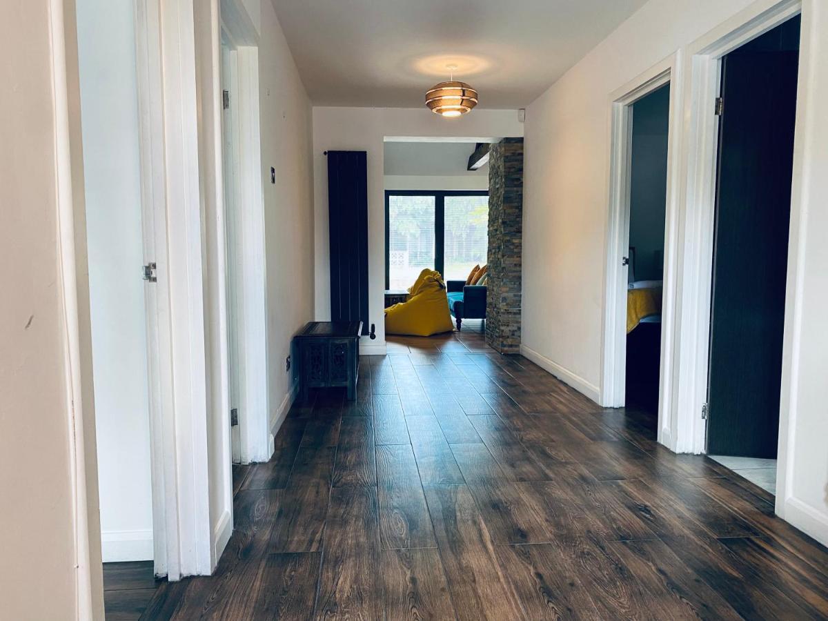 5 Bedroom Bungalow Ascot Racecourse Экстерьер фото